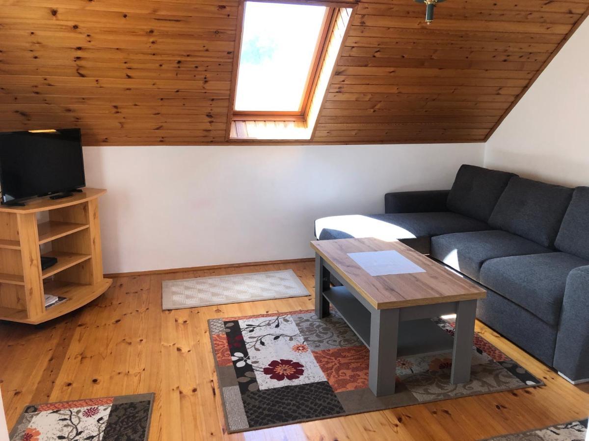 Pacsirta Apartman Lenti Eksteriør bilde
